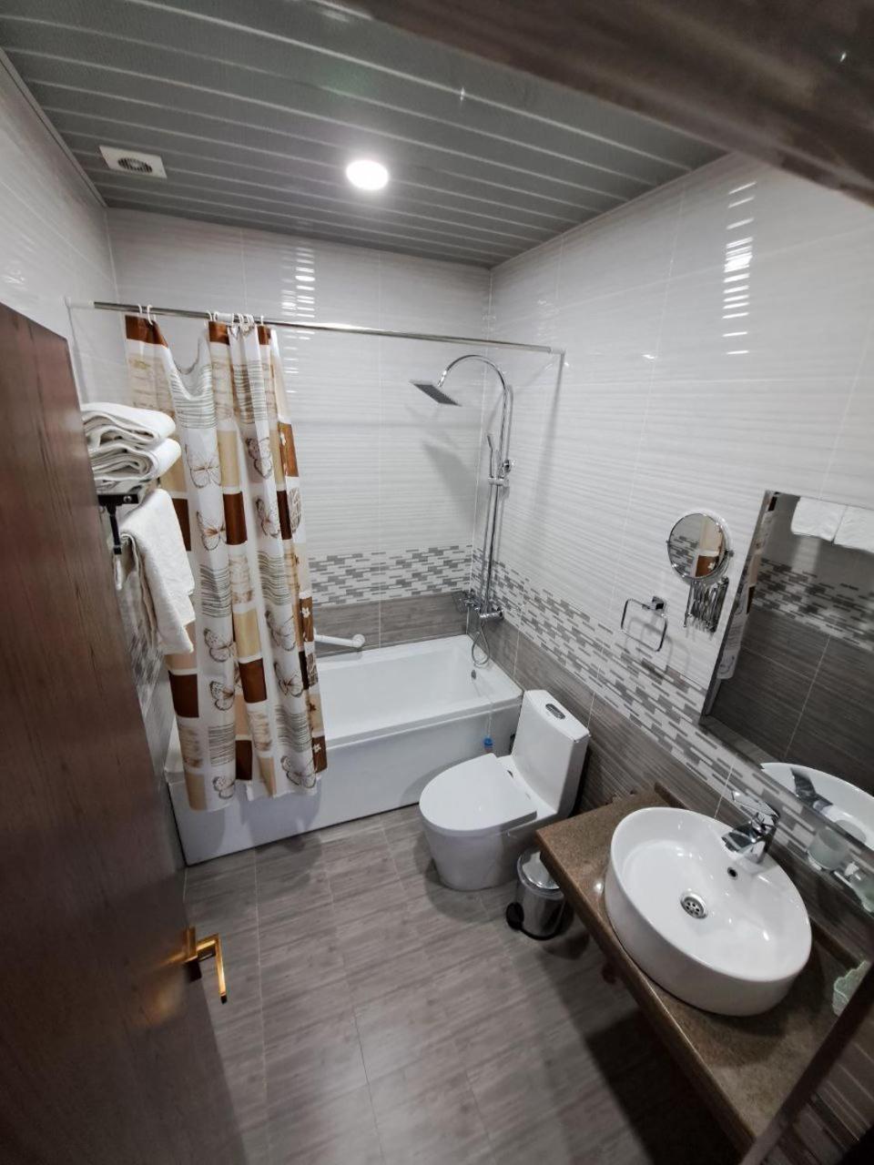 Caravan Plaza Inn Boutique Buchara Buitenkant foto