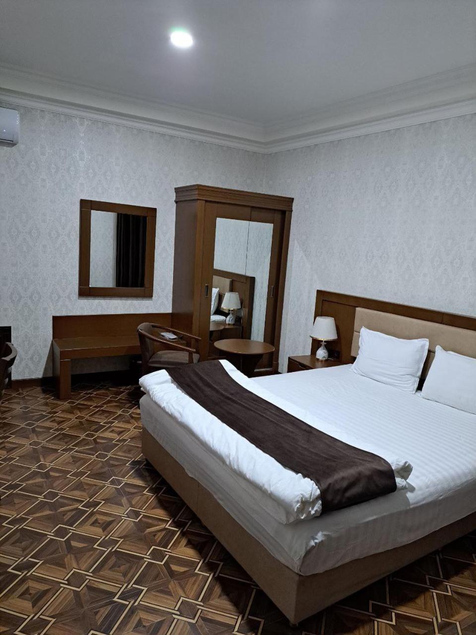 Caravan Plaza Inn Boutique Buchara Buitenkant foto