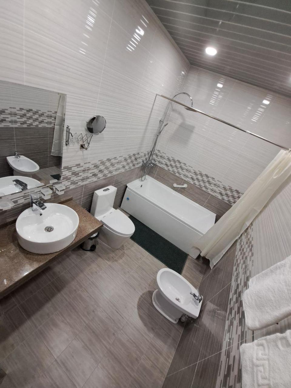 Caravan Plaza Inn Boutique Buchara Buitenkant foto